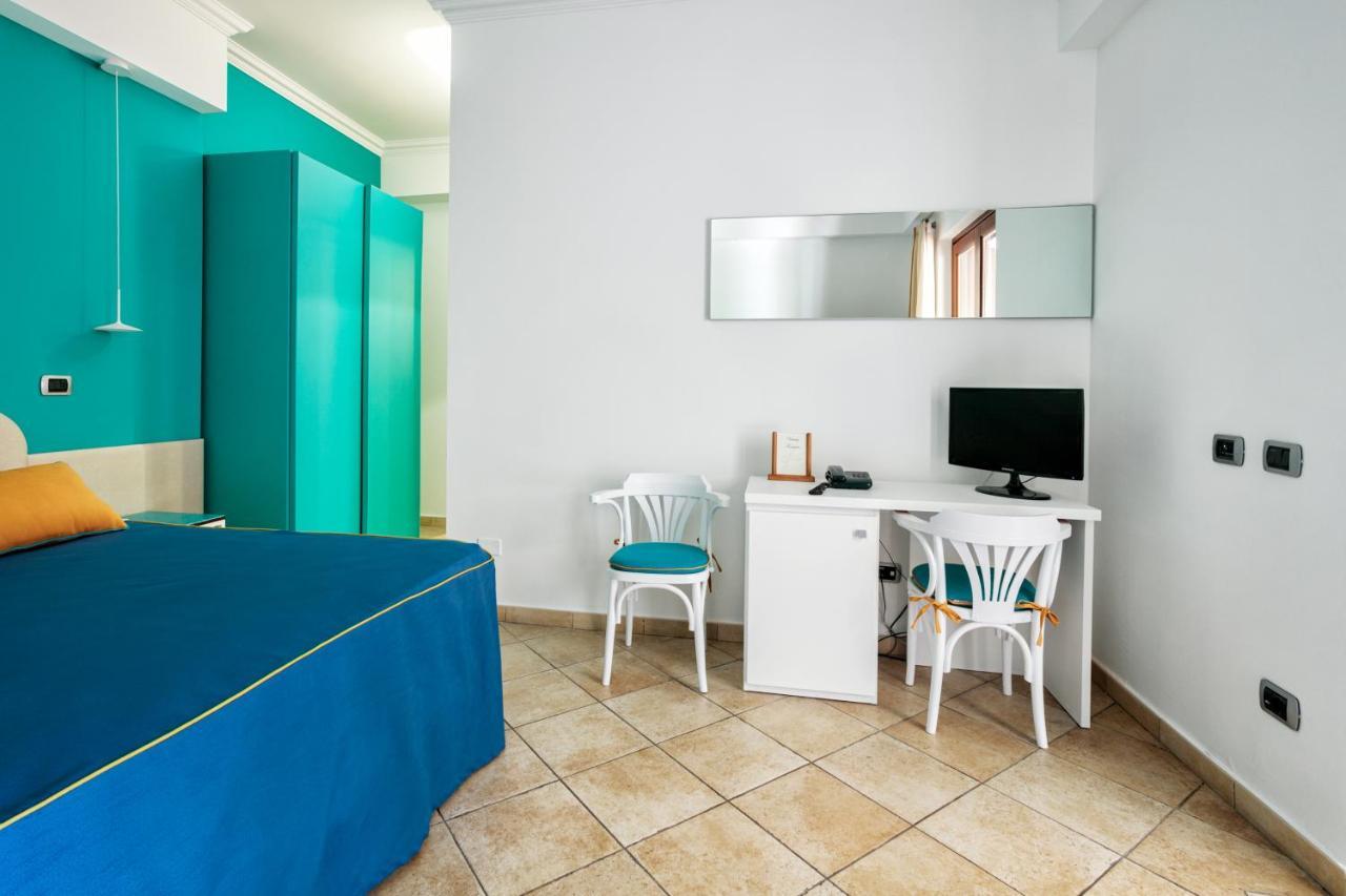 Residence Hotel La Giara Липари Екстериор снимка