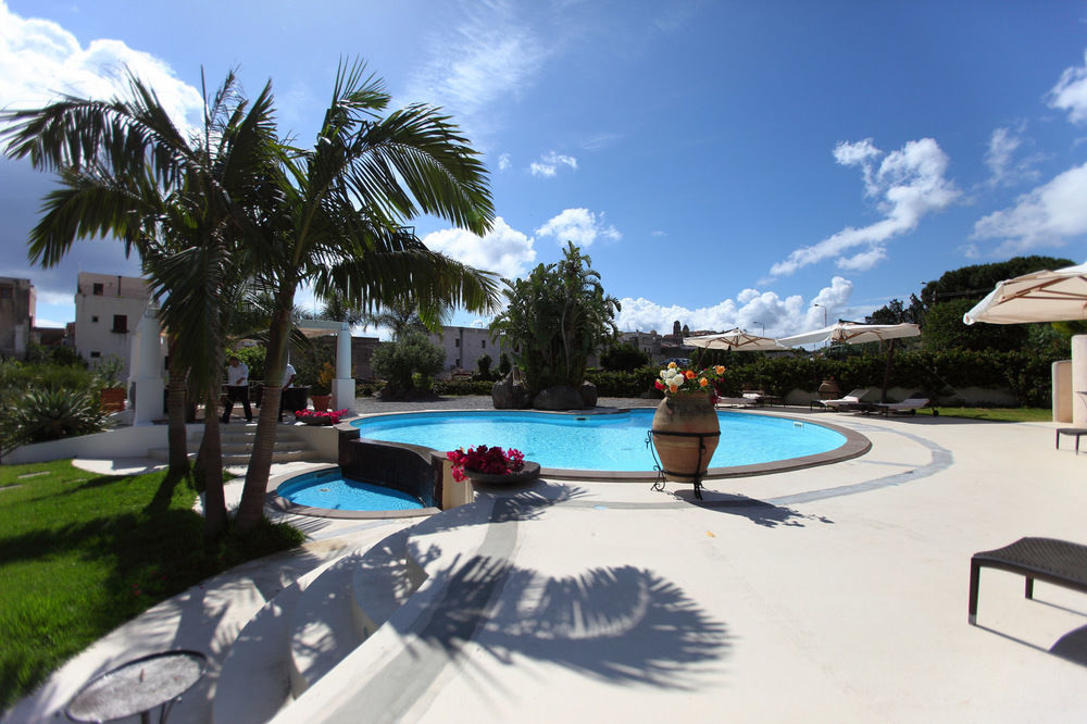 Residence Hotel La Giara Липари Екстериор снимка