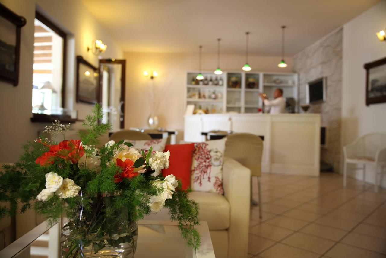 Residence Hotel La Giara Липари Екстериор снимка