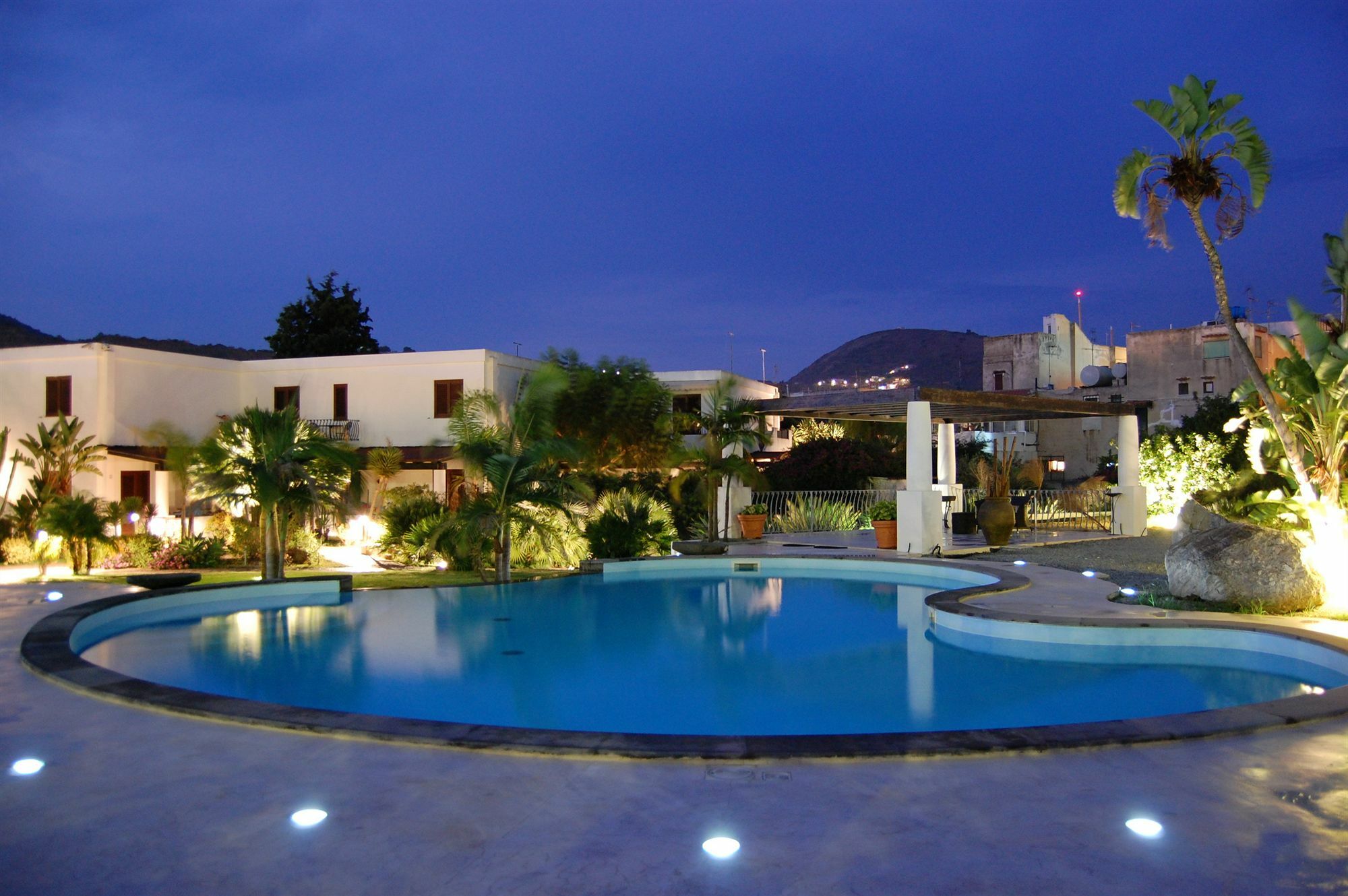 Residence Hotel La Giara Липари Екстериор снимка
